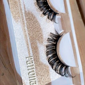 Curled Lashes Brand New